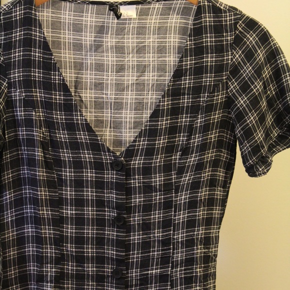 Short squared dress - Picture 1 of 2